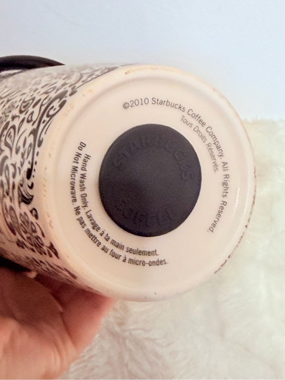 Starbucks Jonathan Adler Red Accent Travel Mug - Black & White limited edition - Picture 4 of 6
